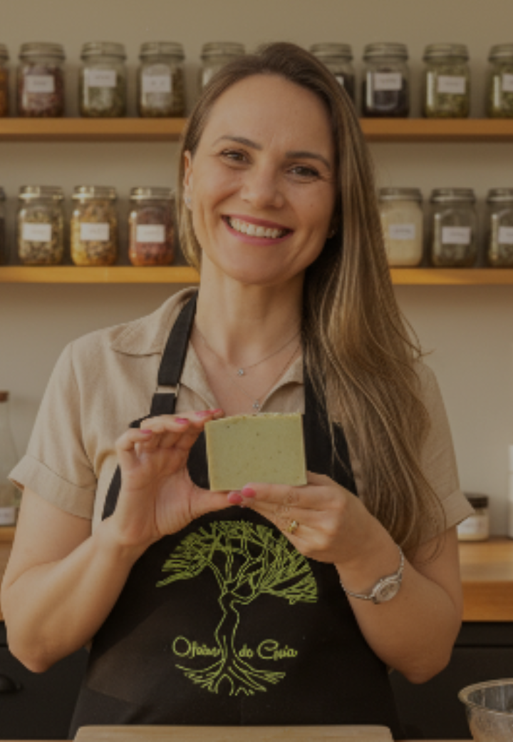 Nill Amorim — Fundadora da Oficina de Gaia e criadora do Saboeira PRO